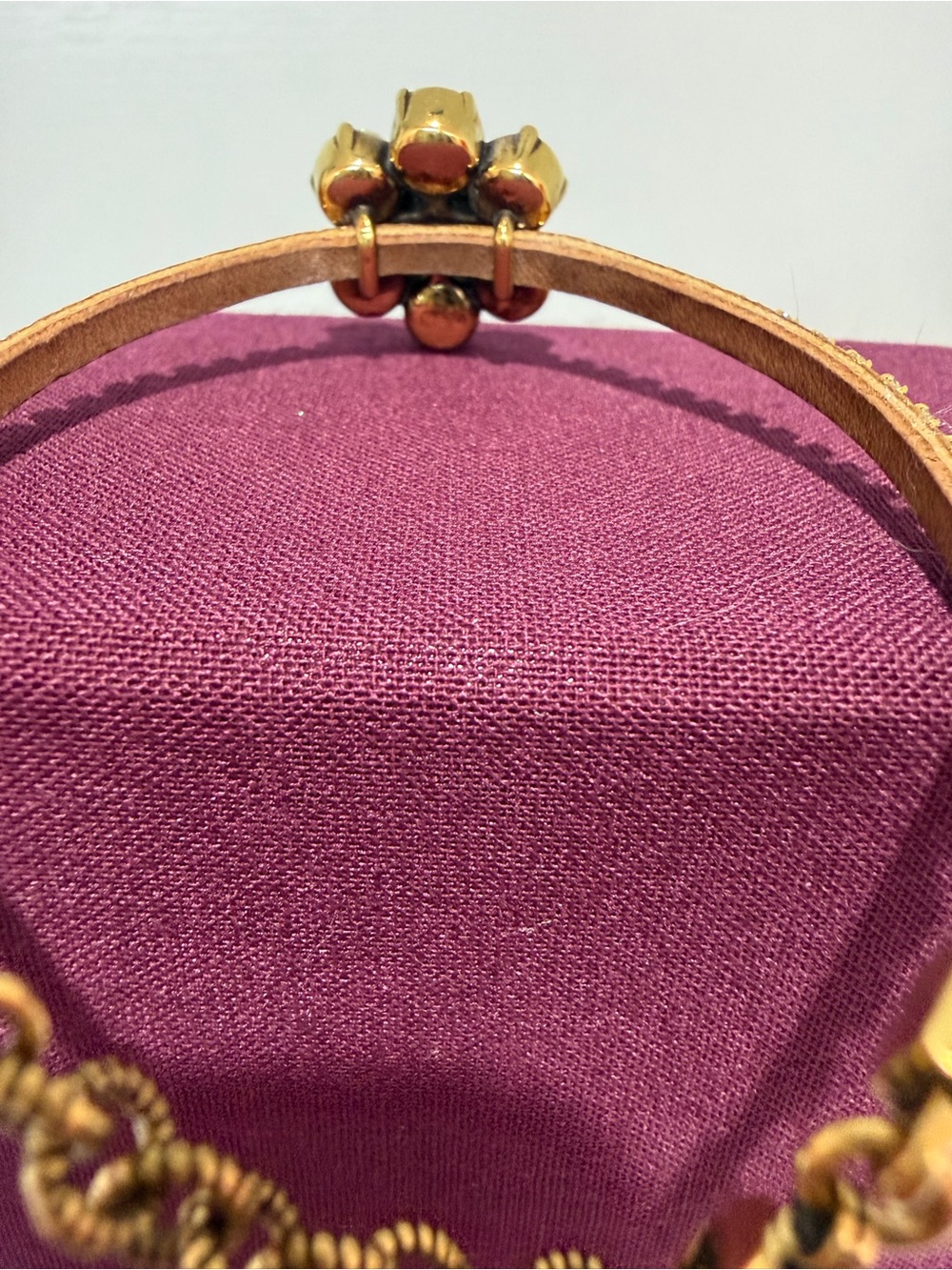 Gucci Gold Crystal Flower Bracelet with Clear Stones - Picture 7 of 9